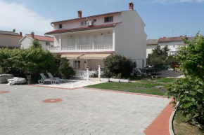 Apartments with a swimming pool Palit, Rab - 4990